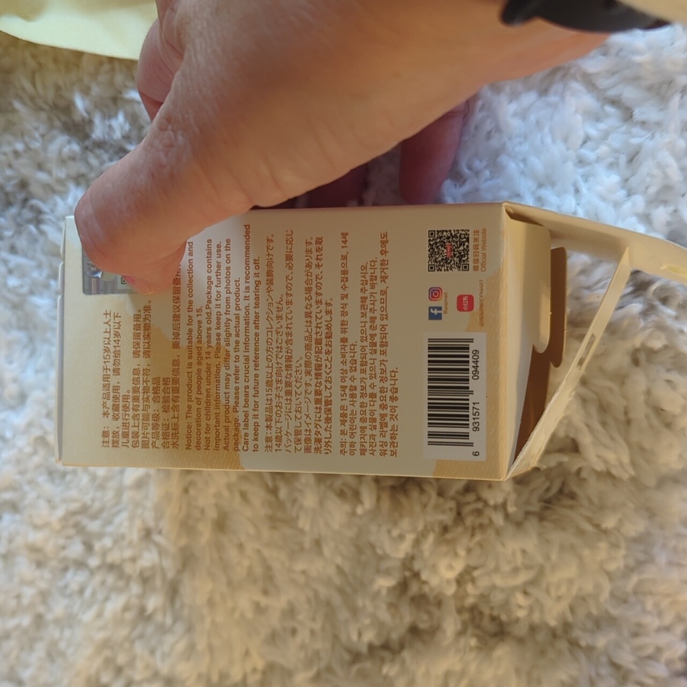 J Pin for Love Series - Vinyl Plush Pendant Labubu, The Monsters, New - Picture 8 of 9